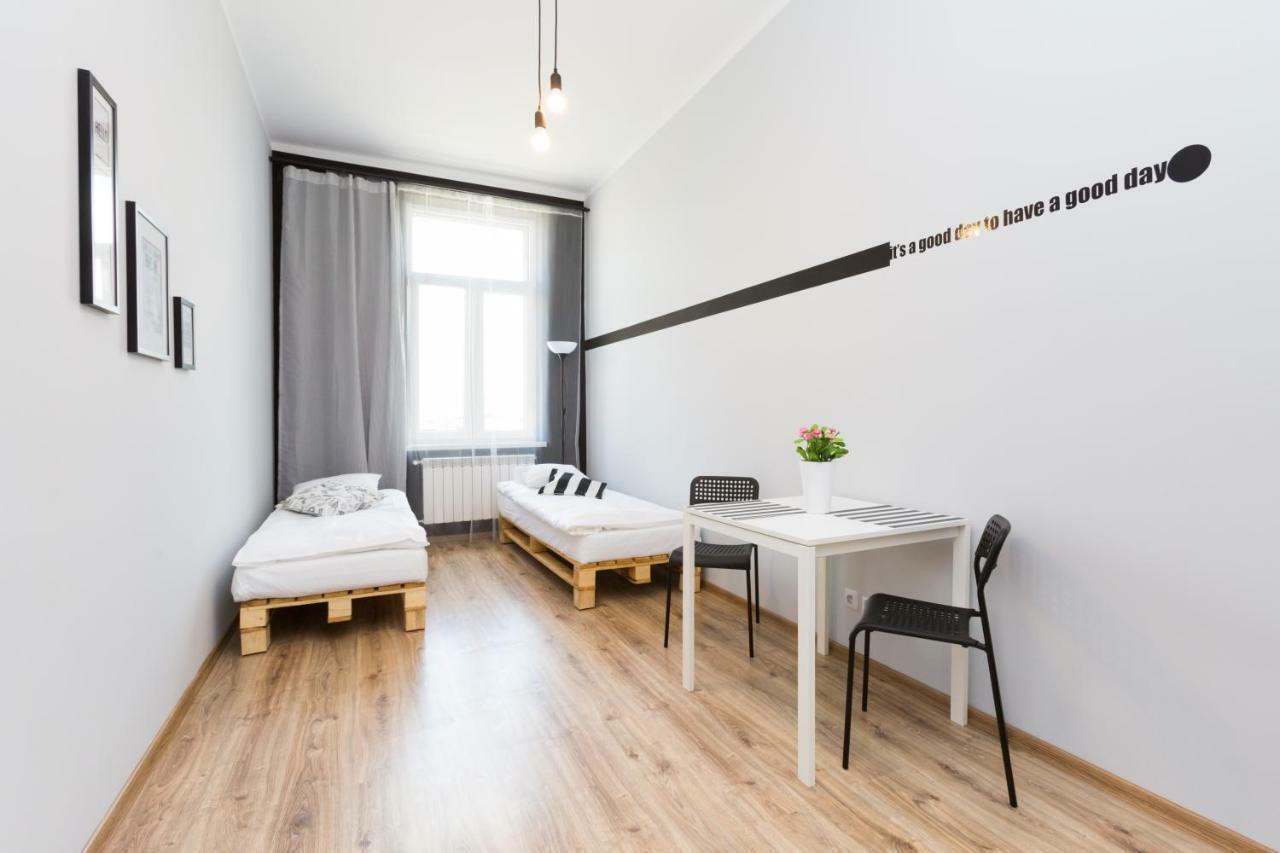 بييلسكو بياوا Dot Hostel - Pokoje I Noclegi W Centrum المظهر الخارجي الصورة