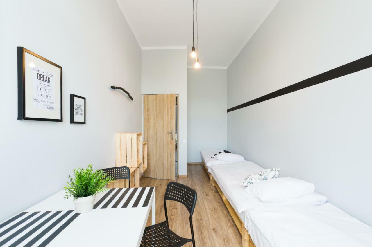 بييلسكو بياوا Dot Hostel - Pokoje I Noclegi W Centrum المظهر الخارجي الصورة