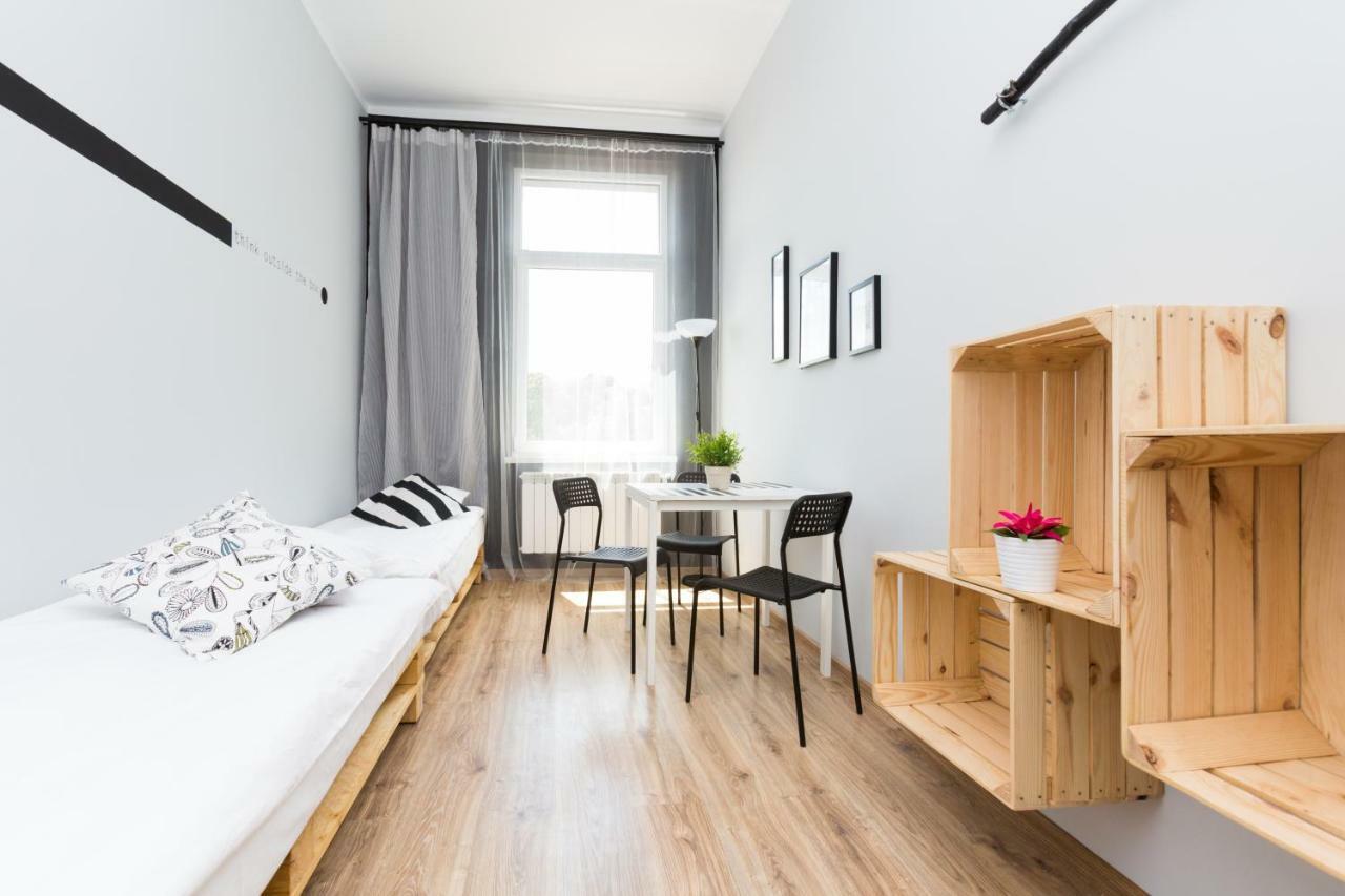 بييلسكو بياوا Dot Hostel - Pokoje I Noclegi W Centrum المظهر الخارجي الصورة